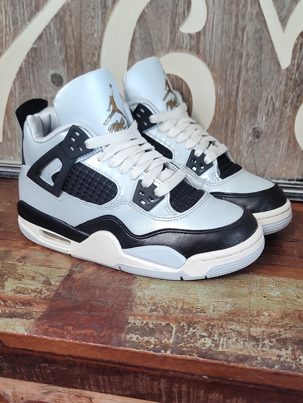 Nike Air Jordan 4 Retro 'Platinum Gold' Wmns 5 Great Condition. Fast Shipping